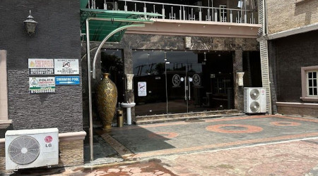17279852352_.jpg