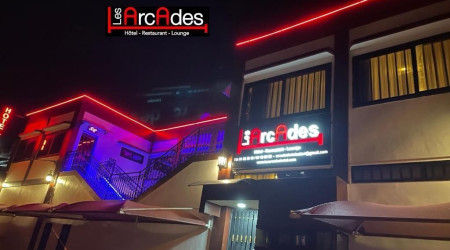 Hotel Les Arcades 