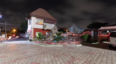 AG HOTEL AND SUITES	