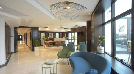 Maia hotel and suites
