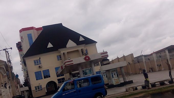 Adolak International Hotel