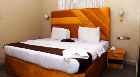 Aloha Hotel and Resort 