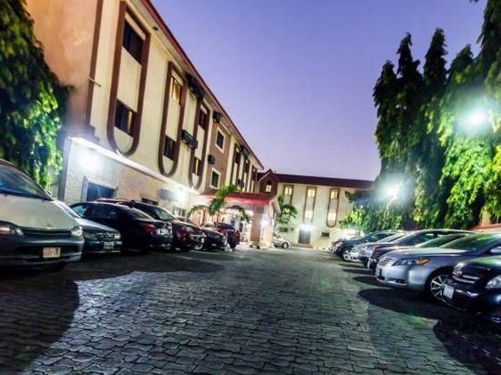 1st Forty Hotel