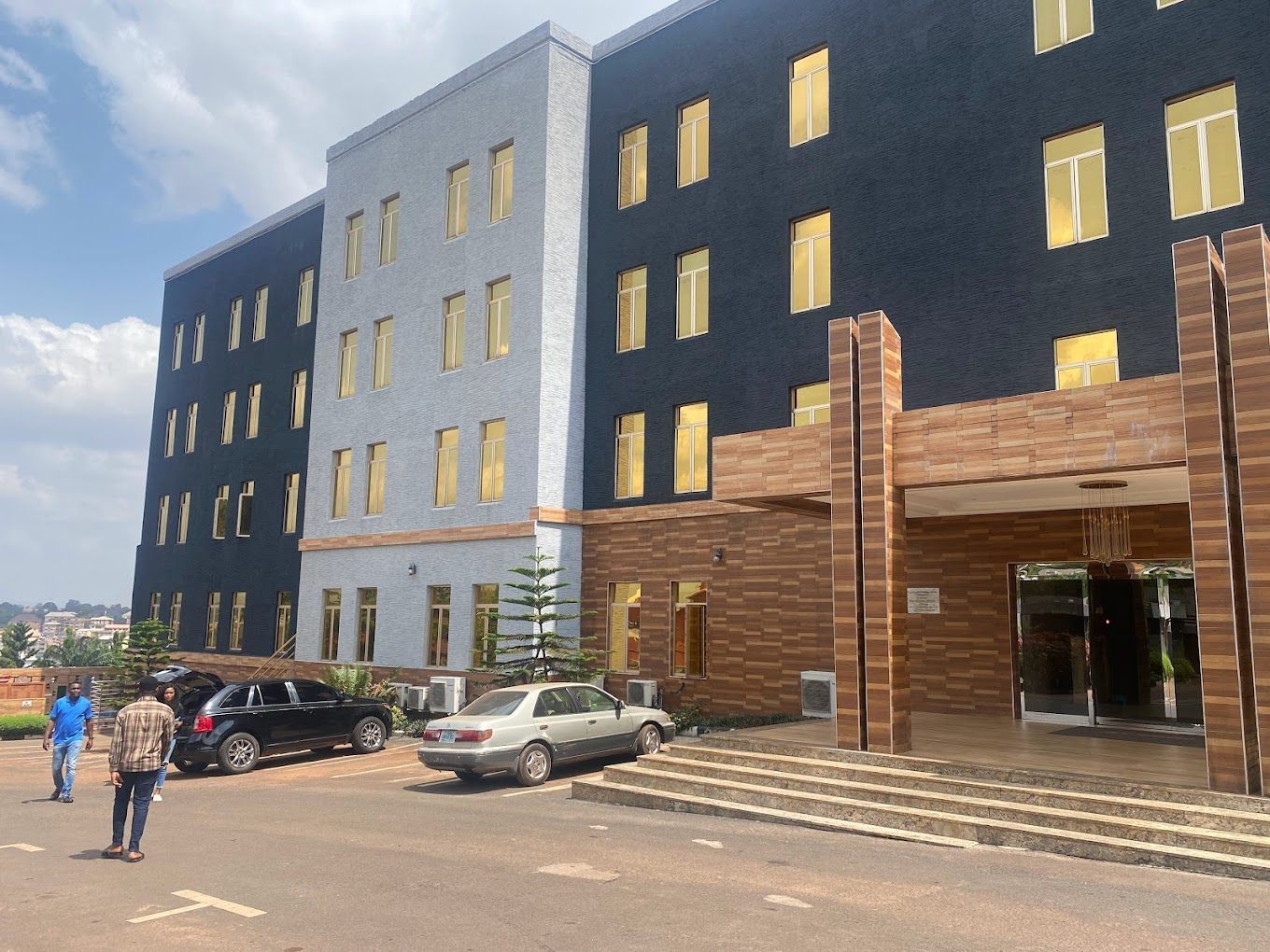 MAXBE Continental Hotels 