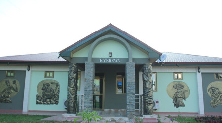 MAMA LEE'S LODGE