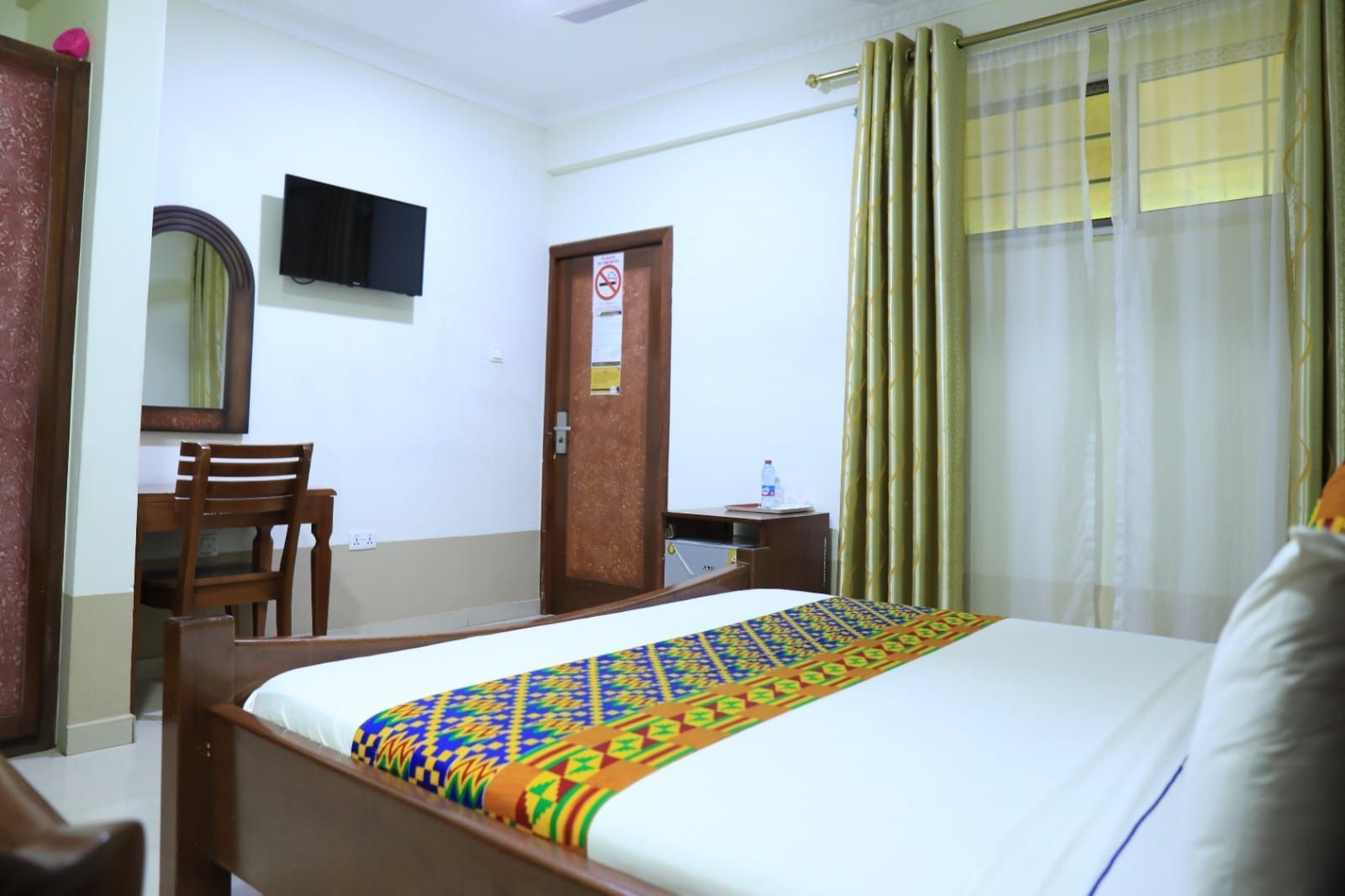 Camp Martin Hotel 
