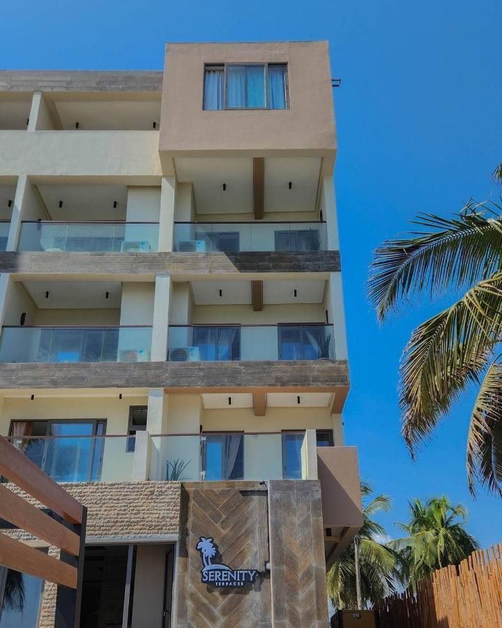SERENITY RESIDENCES & SPA