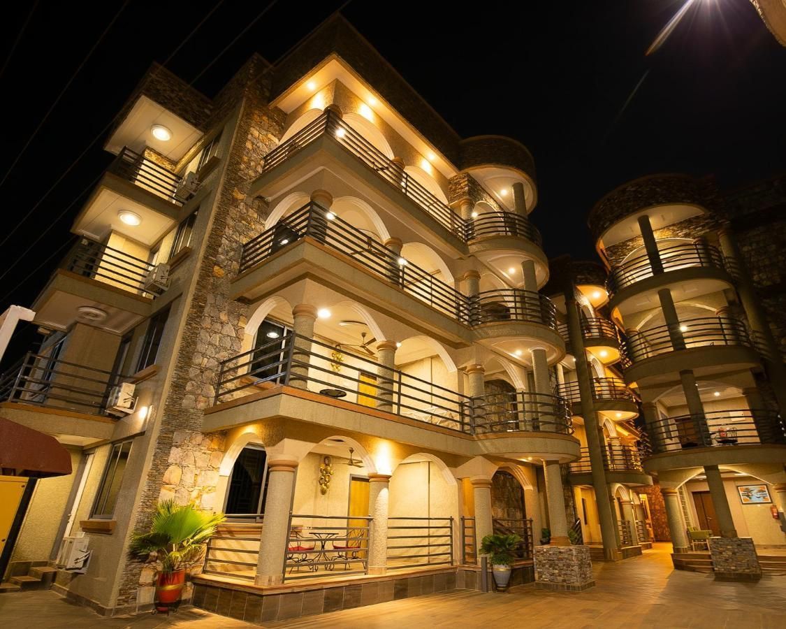 Adepa Court Luxury Apartment Servic